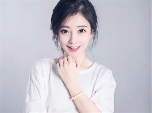 网红冯提莫个人资料介绍