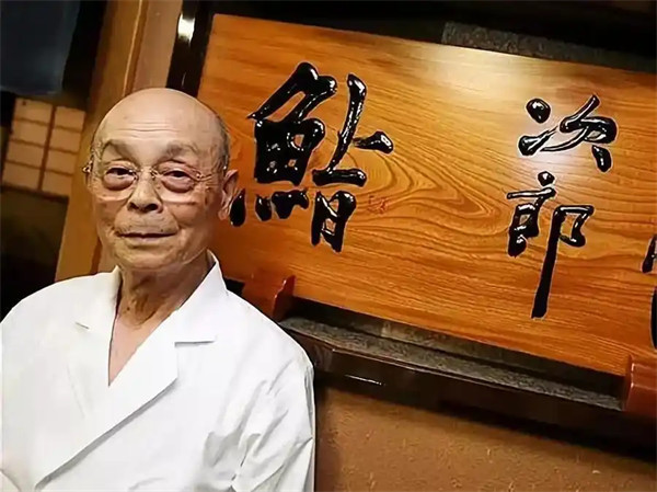 寿司之神小野二郎君个人简介资料