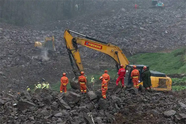 滑坡的形成条件是什么和泥石流什么区别
