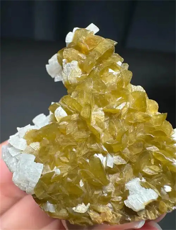 菱铁矿的主要成分是什么是混合物吗