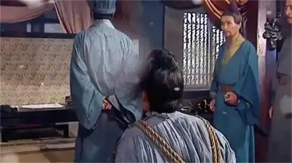 挥泪斩马谡的故事是真的吗